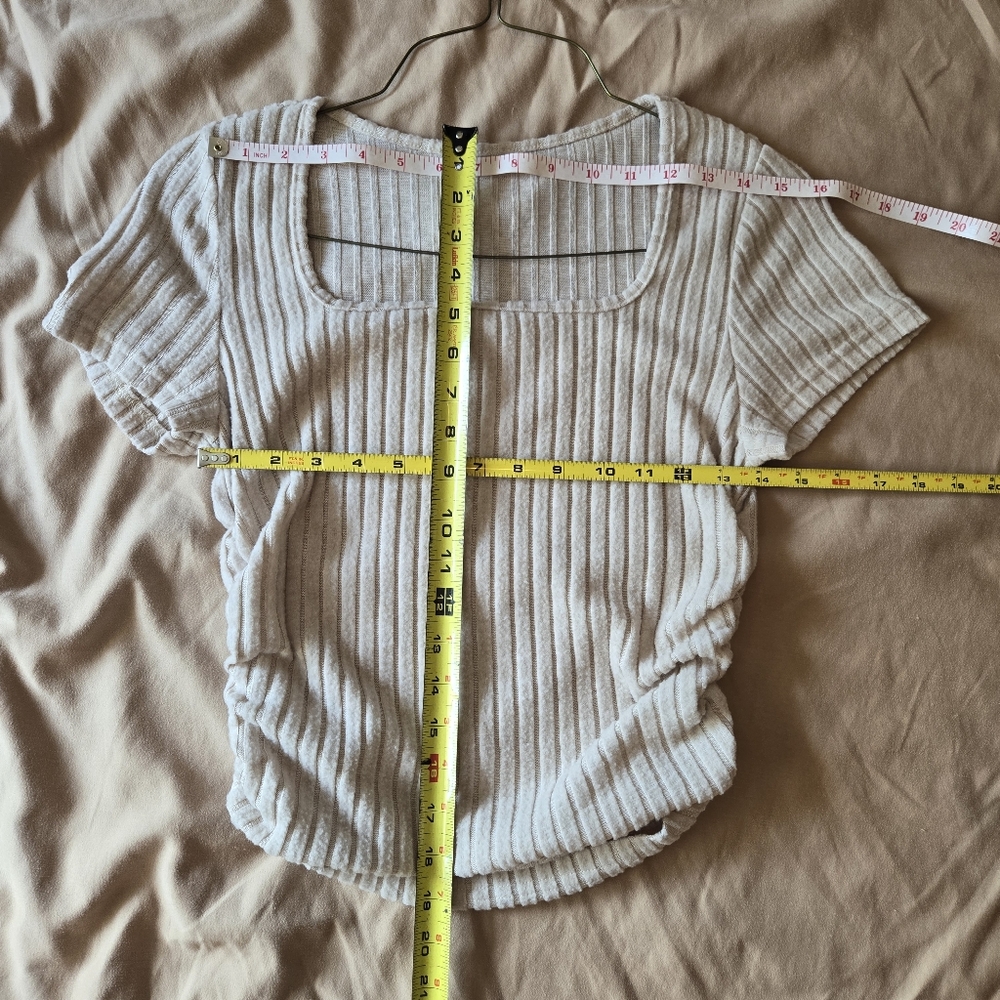 Shein Soft Ribbed Crop Top - Picture 4 of 4
